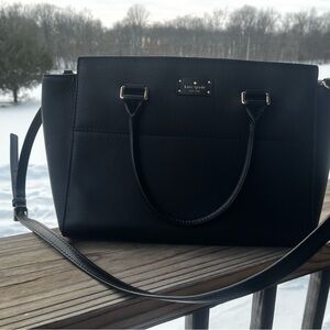 Kate Spade Black Handbag ♠️